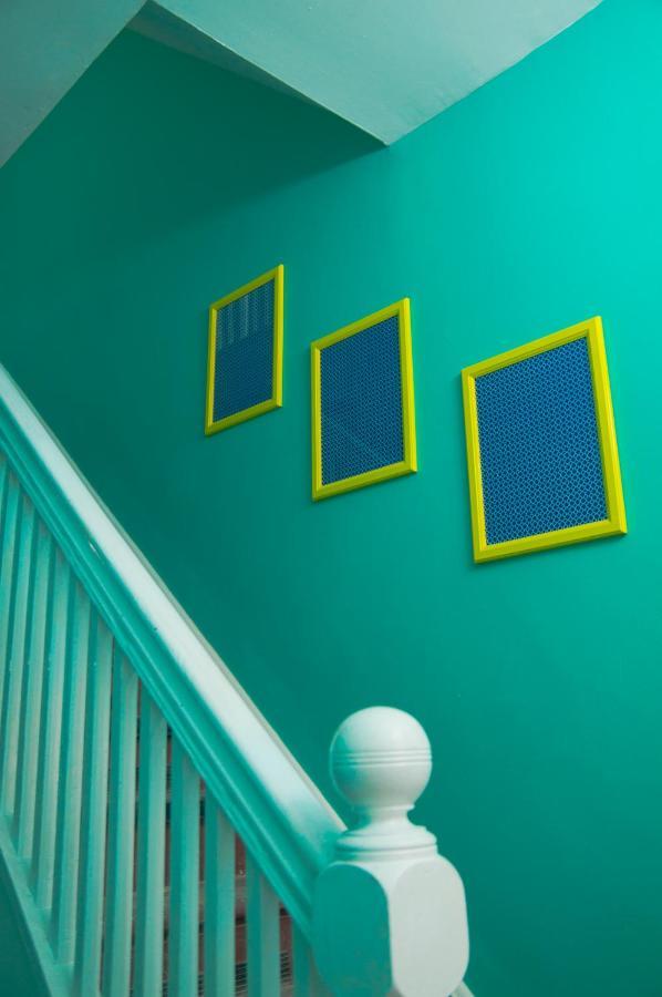 Colour Cube Guest House Toronto Downtown East Eksteriør billede